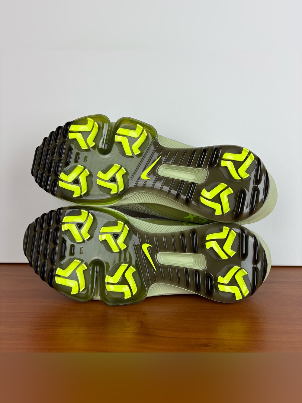 Nike Air Zoom Infinity Tour 2 GoreTex Golf Shoes - Picture 7 of 12